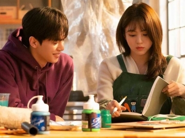 Poster Kelewat Uwu, 'Nevertheless' Bakal Punya Ending Beda dari Webtoon?