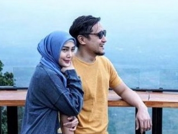 Arie Untung Akui Kehadiran ART Pengaruhi Kemesraannya Dengan Istri