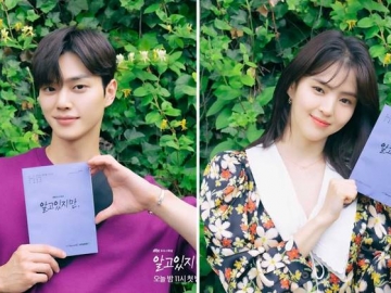 Tak Canggung, Song Kang & Han So Hee Lakukan Adegan Ciuman Panas Berkali-kali di BTS 'Nevertheless'