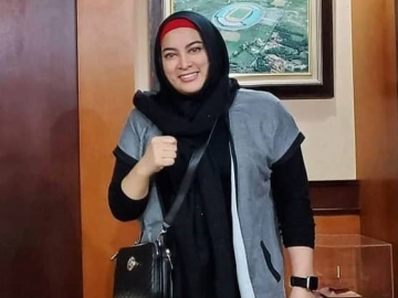 Sempat Dikabarkan Kritis Akibat Covid-19, Adik Ungkap Kondisi Terkini Jane Shalimar