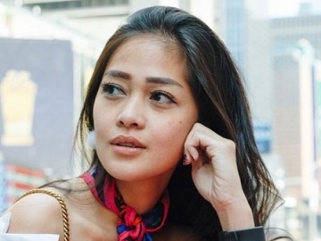 Heboh Gracia Indri Pamer Topi Branded Mirip Nia Ramadhani, Cara Pakai Justru Bikin Salfok