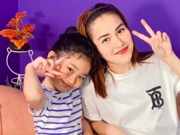 Kena Covid-19 Dua Kali, Ayu Ting Ting Ikut Sedih Adiknya Shock