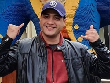 Sakit Bukan Akting, Ferry Irawan Ungkap Ibunya Juga Bantu Istri Saat Stroke