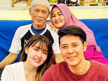 Ini Yang Buat Via Vallen Pilih Chevra Yolandi Jadi Calon Suami