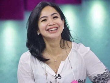 Feni Rose Dikaruniai Cucu Pertama, Pamer Foto Bayi Laki-laki Cakep