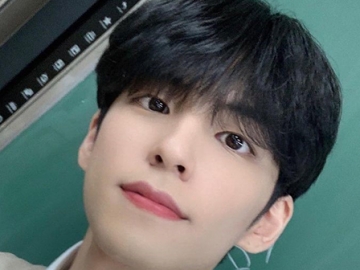 Dikabarkan Bintangi Web Drama 'Best Mistake', Intip Deretan Potret Selfie Wonpil DAY6