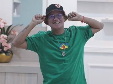 Viral Foto Andika Mahesa Tunangan dengan Wanita Berhijab, Banjir Sindiran