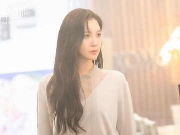 Penulis Kim Soon Ok Telah Rampungkan Naskah 'Penthouse 3' dan Sebut Soal Ending Tak Terduga