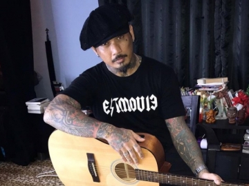 Ahli Virus Ini Ungkap Butuh Diskusi Panjang Sampai Jerinx SID Mau Divaksin Covid-19