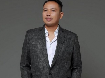   Pede, Vicky Prasetyo Debut Jadi Penyanyi Dangdut Dengan 'Vaksinasi Cinta'