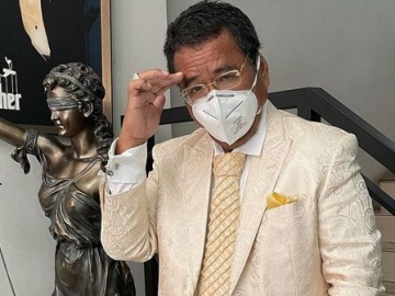 Santai Bareng Shandy Aulia, Hotman Paris Komentari Pengacara Laura