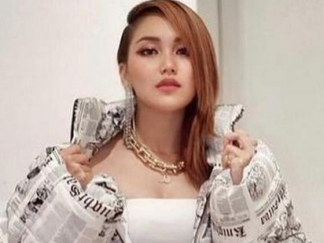 Ayu Ting Ting Punya Lebih dari 10 Bukti Untuk Penjarakan 'KD'