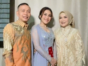 Keluarga KD Resmi Adukan Orangtua Ayu Ting Ting ke polisi dengan Pasal Berlapis