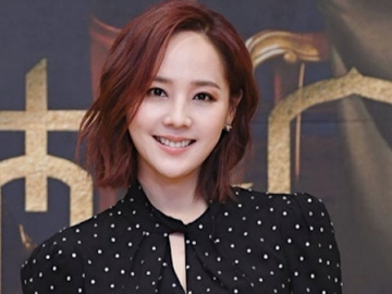 7 Potret Awet Muda Eugene Yang Aktingnya Tuai Pujian Di 'Penthouse'