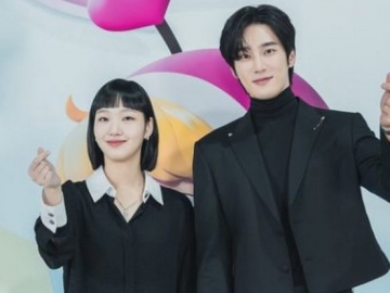 PD Bicara Soal Animasi 3D, Kim Go Eun-Ahn Bo Hyun Saling Lempar Pujian untuk 'Yumi's Cells'