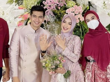 Kartika Putri Beli Emas Bareng Mertua, Netter Ngakak