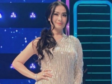 Koleksi Barang Mewah, Iis Dahlia Larang Suami Protes