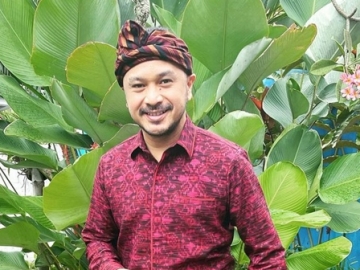 Ada Giring Eks Nidji, Intip 7 Foto Artis Indonesia Yang Berkecimpung Di Dunia Politik