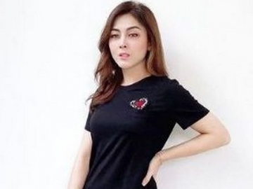 Dhena Devanka Marah Karena Jonathan Frizzy Selingkuh 