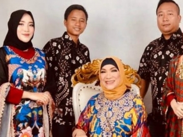 Dilarikan ke Rumah Sakit, Keluarga Ungkap Kondisi Dorce Gamalama Sangat Menurun