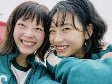 Jung Ho Yeon Beri Pujian Pada Lee Yoo Mi yang Bantu Dirinya Berakting Baik di 'Squid Game'