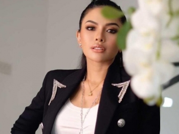 Nikita Mirzani Pamer Unboxing Album Lisa BLACKPINK, Malah Ditanggapi Sinis