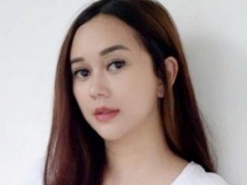 Mantan Suami Sering Kepo Aura Kasih Punya Pacar Atau Belum