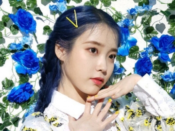 Sederet Pesona IU Yang Comeback Dengan Single 'Strawbery Moon' 