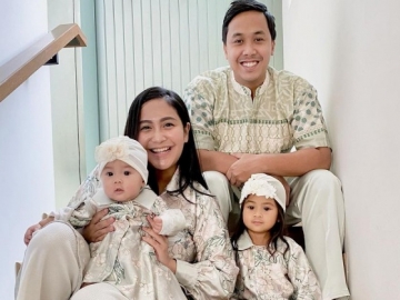 Keluarga Caca Tengker Rayakan Halloween, Anak Jadi Kaleng Kerupuk Tuai Sorotan: Gemas!