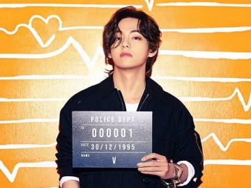 V BTS Langsung Ramai Diminta Main Seri Netflix Genre Ini Efek Visual di Season Greetings 2022