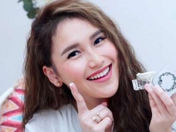  Ayu Ting Ting & Adik Tahan Malu Akibat Ulah Ortu