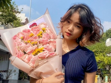 Ramai Didukung Netter, Sederet Potret Fuji Adik Bibi Dewasa Dipaksa Keadaan