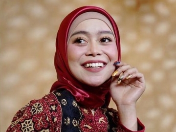 Lesty Kejora Sukses Bawakan Lagu di Luar Genre Dangdut, Isu 'Jago Kandang' Auto Luntur?