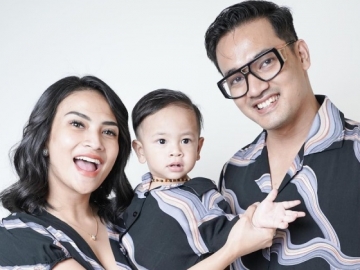 Keluarga Cetak Buku Yasin Vanessa Angel, Nama Bibi Hingga Gala Jadi Sorotan