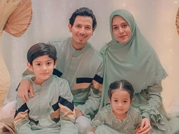 Suara Lembut Putra Fairuz A. Rafiq Senandungkan Ayat Suci Bikin 'Merinding' Sampai Mewek