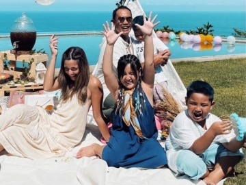 Asisten Ungkap Kondisi Anak-anak Usai Ditinggal Nia Ramadhani dan Ardi Bakrie