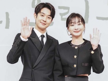 BTS Amat Romantis, Adegan Ciuman Choi Woo Shik dan Kim Da Mi di 'Our Beloved Summer' Malah Dihapus