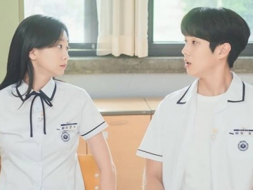 Disandingkan 3 Proyek Ini, 'Our Beloved Summer' Diduga Bakal Sad Ending