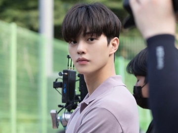 Sempat Dilaporkan Tak Gabung, Song Kang Dipastikan Pertimbangkan 'Sweet Home 2'