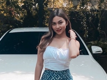 Perut Ramping Hingga Lekukan Tubuh Ariel Tatum Terpampang Nyata, Netter Malah Minta 'Spill' Hal Ini