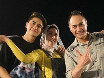 Digoda Athalla Naufal Punya Cincin Baru, Venna Melinda Resmi Dilamar Ferry Irawan?