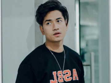 Zikri Daulay Kepergok Habiskan Malam Tahun Baru dengan Ayu Aulia, Pergaulan Disebut Ngeri!