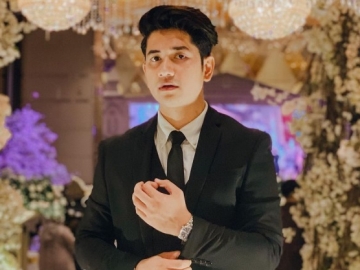 Heboh Video Zikri Daulay Cium Mesra Ayu Aulia, Unggahan Terakhir Banjir Reaksi 'Kecewa' dari Fans