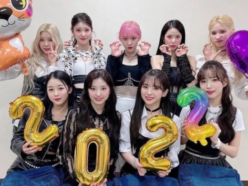 Resmi Debut, Kep1er Umumkan Nama Fandom dan Warna Grup