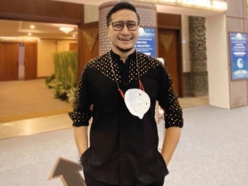 Putra Bungsu Jatuh Sakit, Arie Untung Terharu Hingga Tak Sangka 'Diserbu' Hal Ini