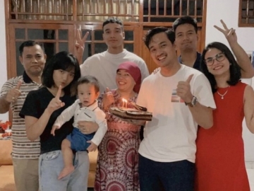 Sudah 2 Bulan Vanessa Angel Pergi, Ibu Bibi Curhat Yakin Akan Hal Ini