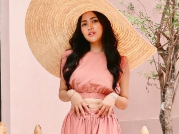 Akhirnya Muncul Bagikan Foto di IG, Rachel Vennya Ngaku Banyak Kehilangan di Tahun 2021