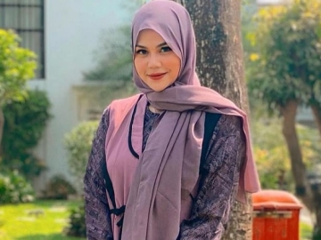 Katty Butterfly Pamer Momen Tengah Ngaji, Suara 'Adem' Bikin Senang