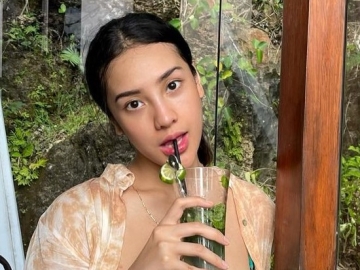 Girang Berat Badan Makin Turun, Busana Terbuka Anya Geraldine Malah Bikin Salfok Abis