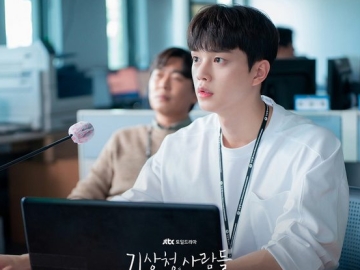 Insaf Jadi Playboy, Song Kang Tampil Imut Sebagai Pegawai BKMG di 'Forecasting Love and Weather'